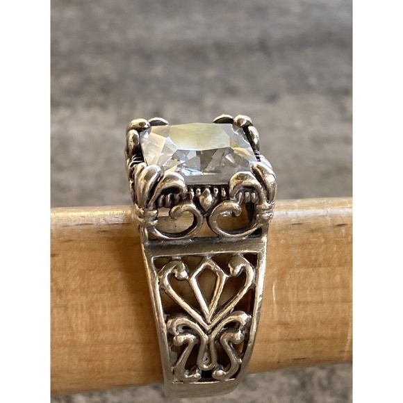 Silpada 925 Sterling Silver Ring “Uptown” Princess Cut Filigree Scroll CZ Size 7 - Picture 7 of 9